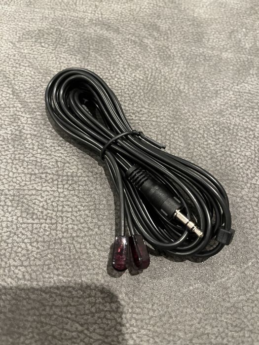 Lote de cabos eletrónicos (USB, HDMI, RCA, etc.) – 10€ negociáveis