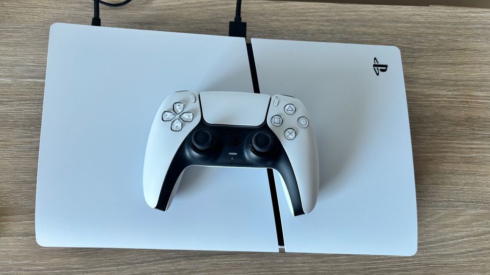 PlayStation 5 com Consola