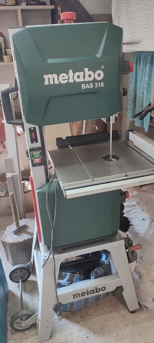 Стрічкова пила Metabo BAS 318