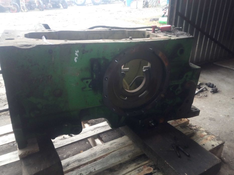 John Deere 3640 most tył tylny obudowa mostu 3050 i 3350 L41607 i 3650