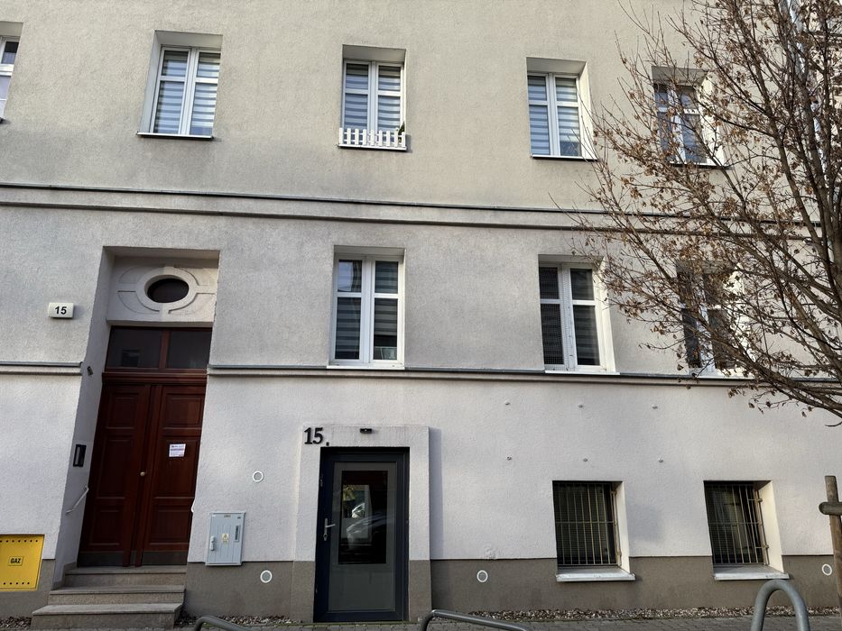 Wynajme 42 m na studio kosmetyczne fryzjera
