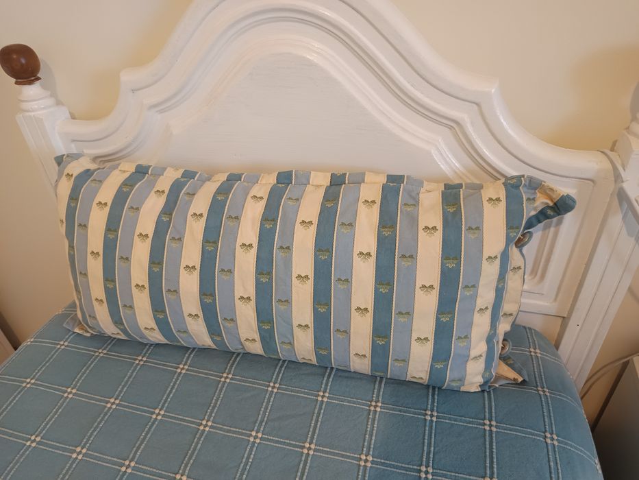 Colcha com almofadão