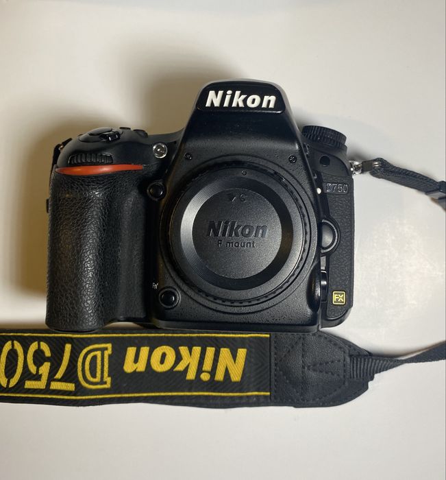 Продам  Nikon D750