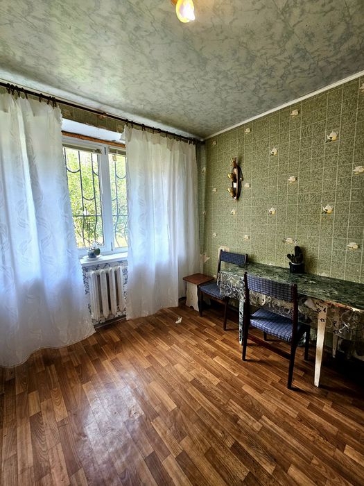 Продаж 2х.кімнатної квартири.Р-н ЖБІ.