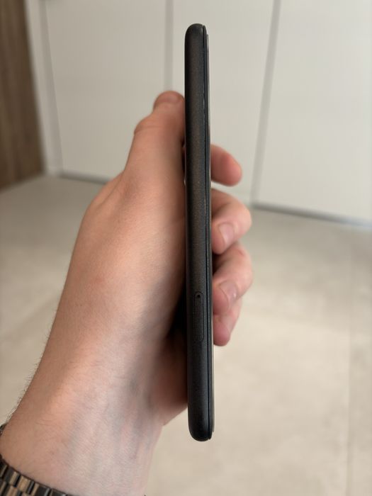 Google Pixel 5 8/128Gb Just Black (Global Version)