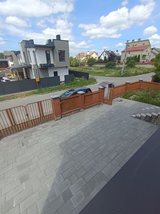 Продаж будинку в Брюховичах по вул Арктична