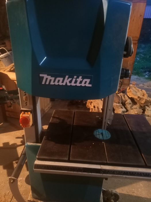 Makita Serra Fita LB1200F