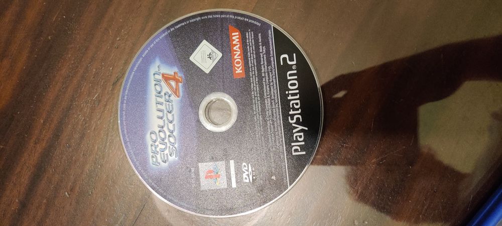 PlayStation 2 - PS2 Consola + Cartão de Memória + 5 jogos