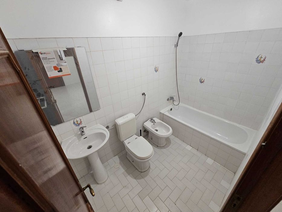 Apartamento Queluz T1+1 - Pronto a habitar