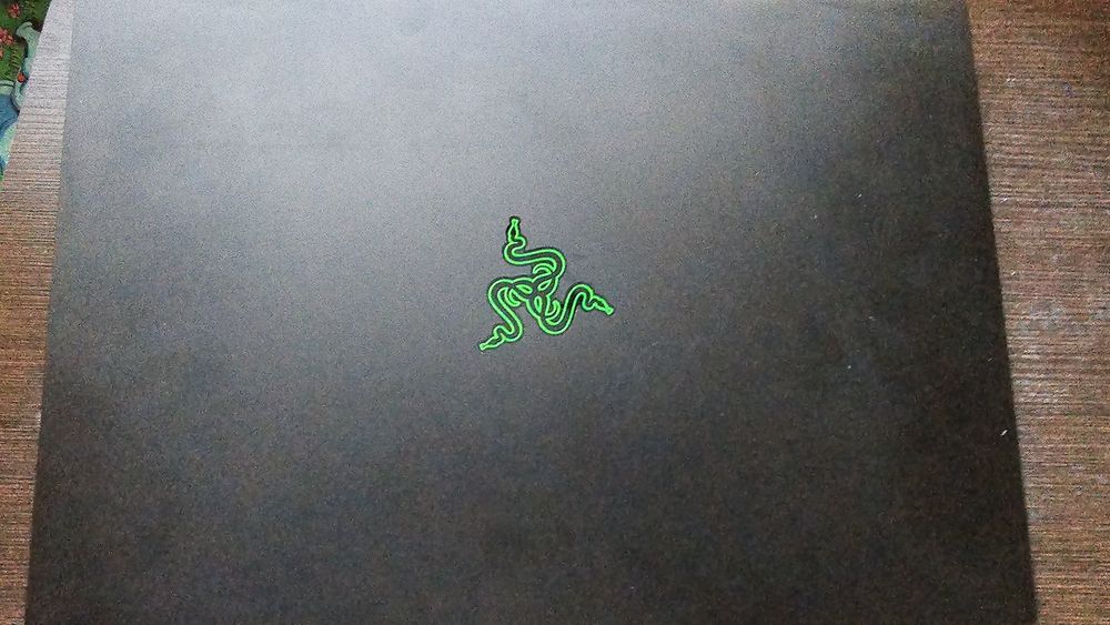 Razer Blade 16 RZ09-0510 QHD+ OLED 240Hz, i9-14900HX, 4070 8Gb, 32Gb DDR5, 1Tb