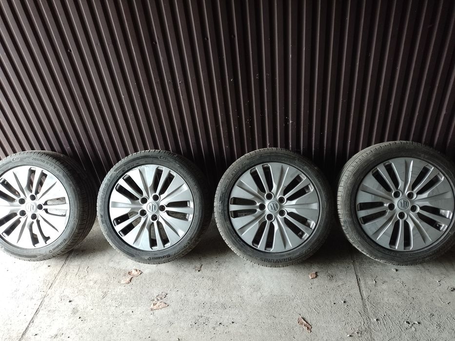 Felgi z oponami Suzuki