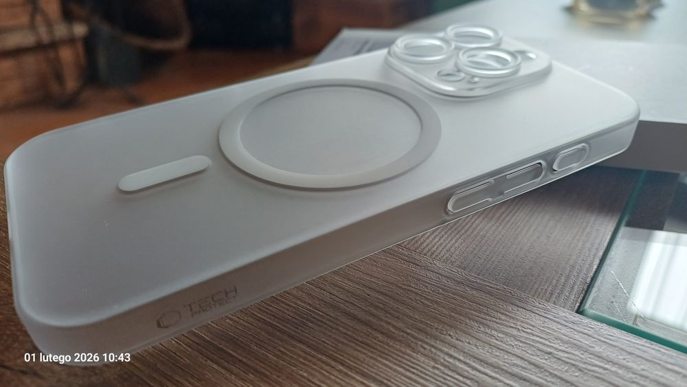 Etui, plecki do IPHONE 16 PRO