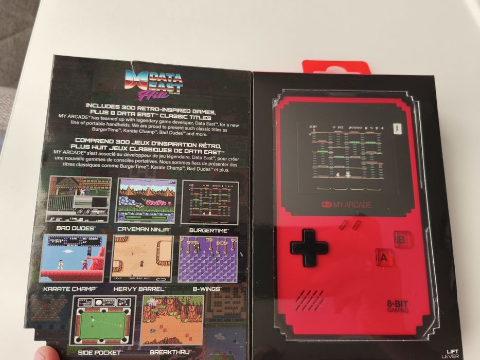 Nowa konsola gier retro MyArcade 300 games