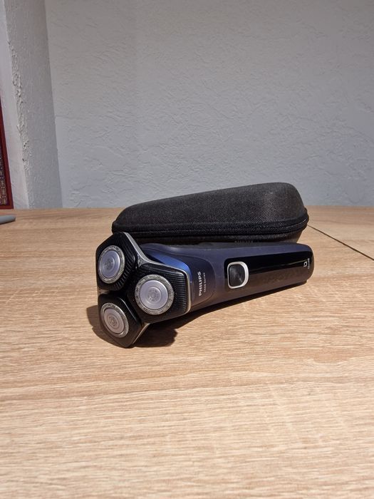 Електробритва  модель Philips Shaver Series 5000 S58