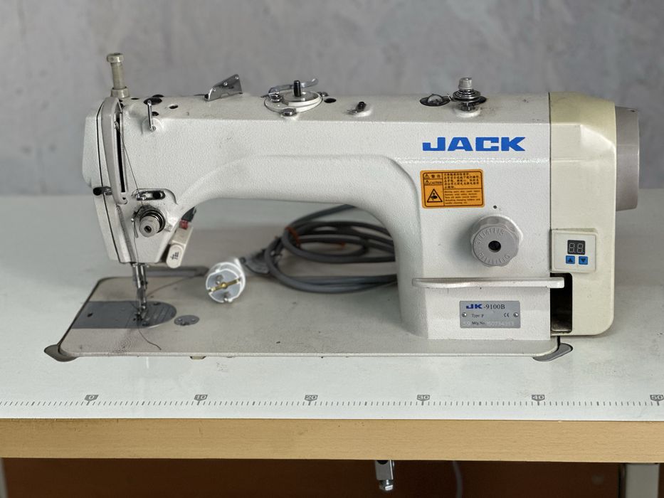 Промислова швейна машинка JACK-9100B