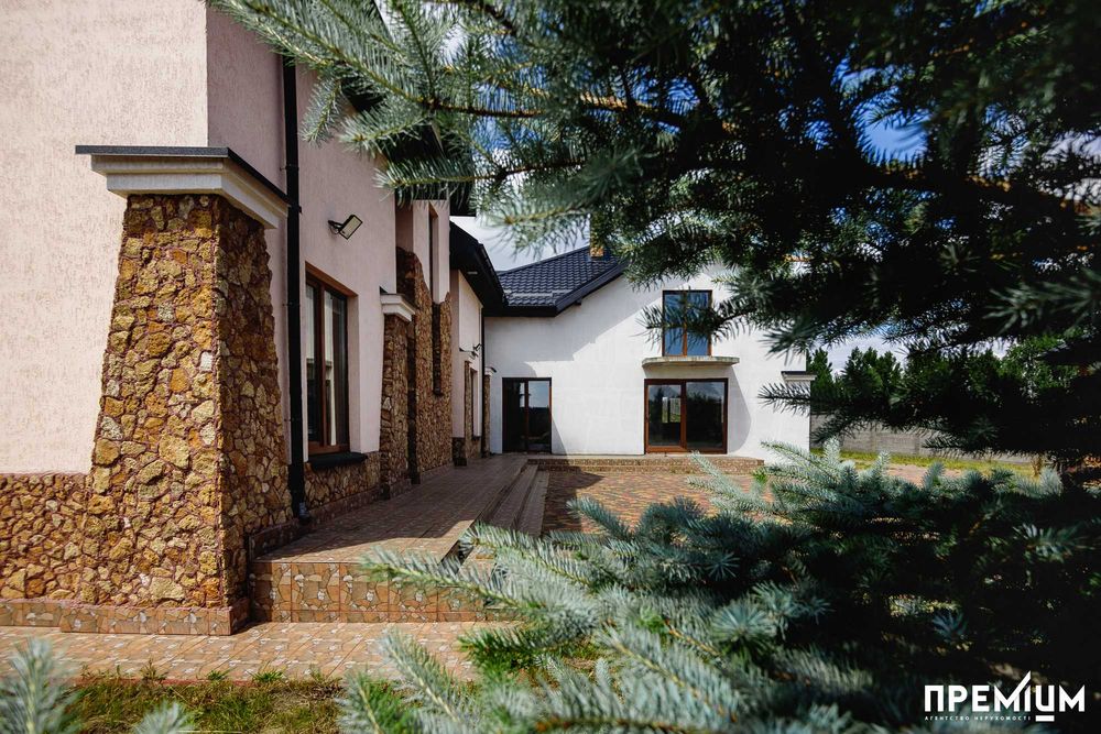 Продаж 2-х будинків Козлин