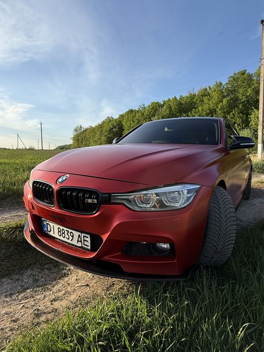 BMW 3 2014 року