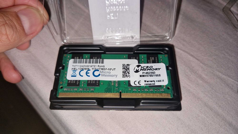 Memória RAM 16GB DDR4-2666 SODIMM Portátil chips SK hynix - NOVA