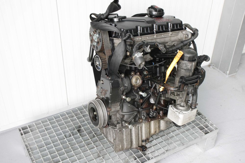 Audi A4 b7 1.9 tdi 116 silnik BRB słupek