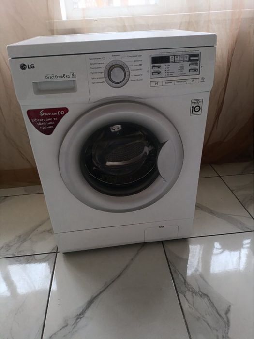 Пральна машина LG Direct Drive 6 кг / Інверторна