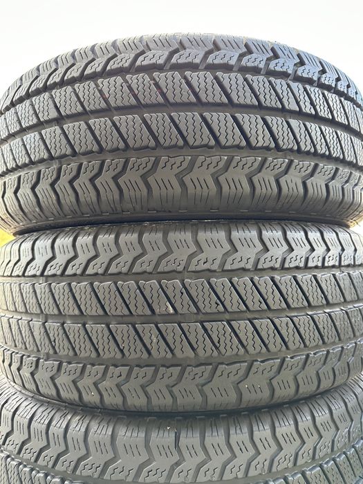 195/60/16c Barum Snovanis 2