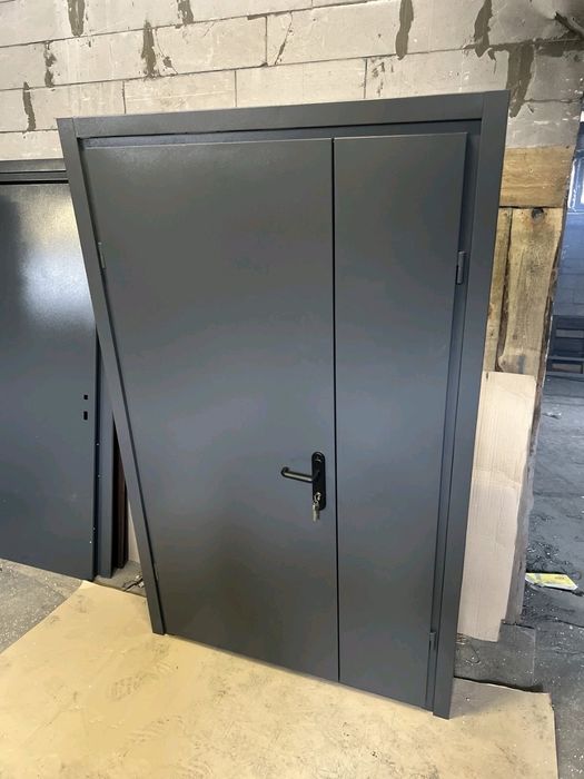 Двери входные металлические/технические от производителя/В наличии