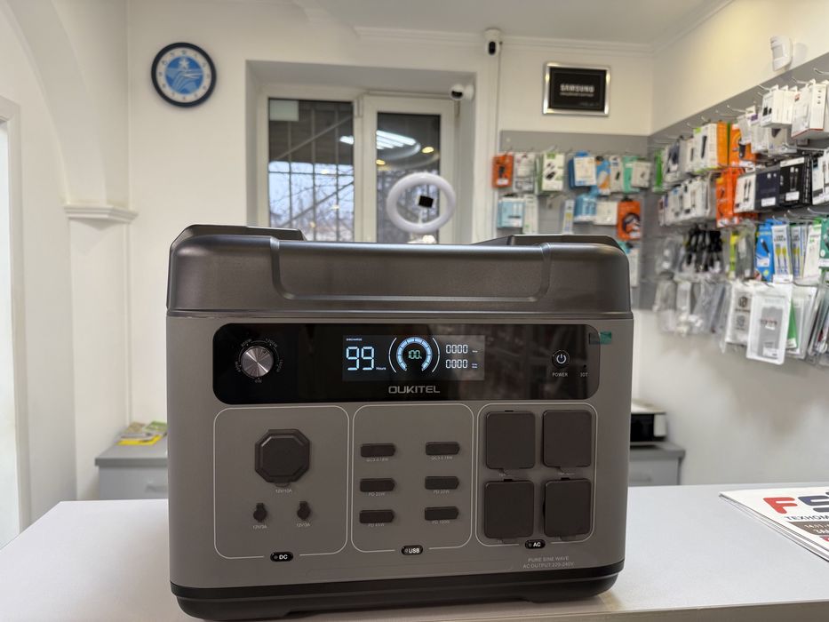Зарядна станція Oukitel P2001E Plus 2400W