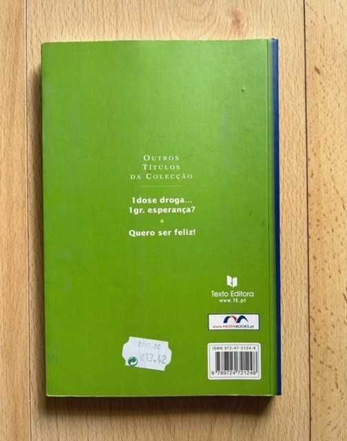 Livro “Nemhum Homem Rico É Feio” de Eduardo Martins