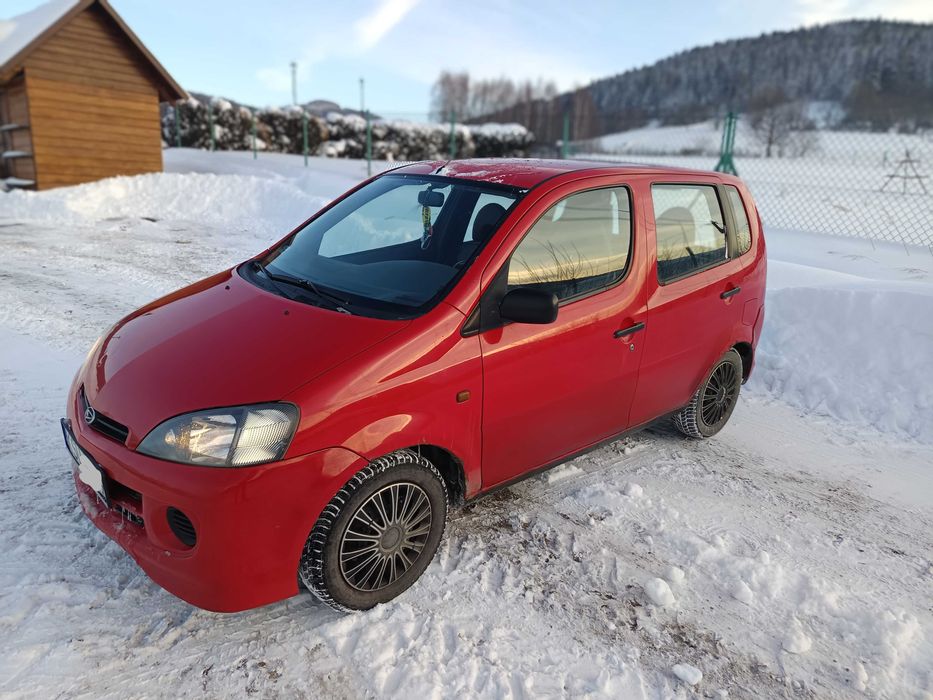 DAIHATSU YRV 2002 4X4, długie opłaty Stryszawa • OLX.pl