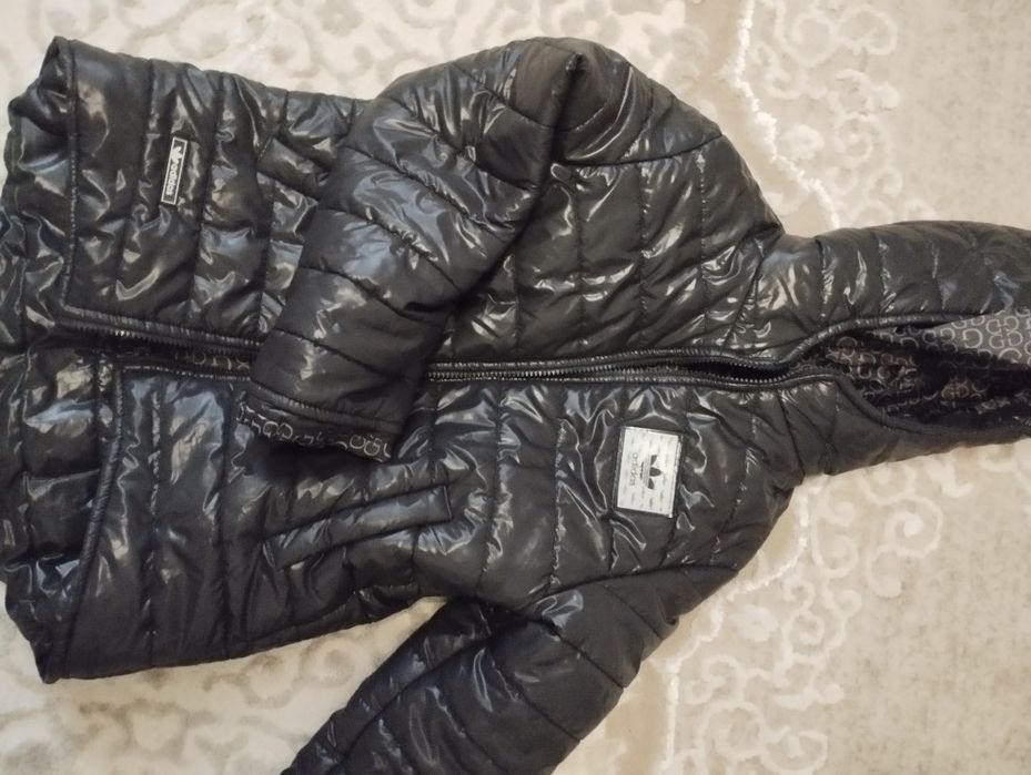 Дитяча куртка чорна