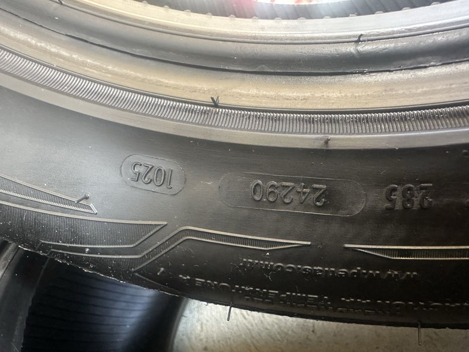 215/55/17 Velox