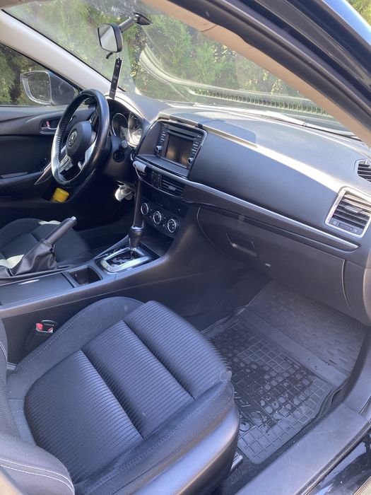 Продаж автомобіля Mazda 6