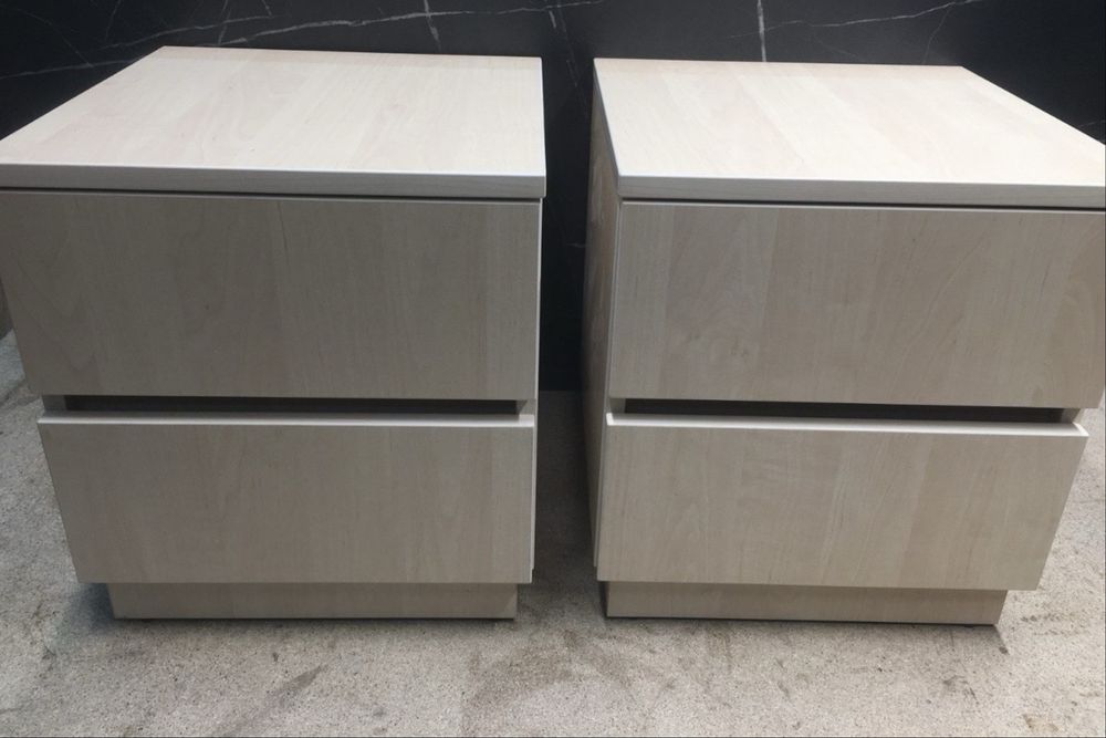 Тумба для спальні