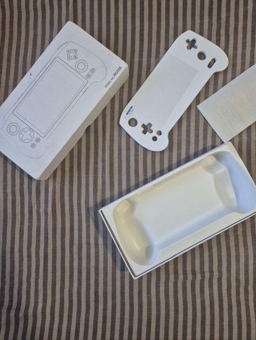 Anbernic rg556 pudlo