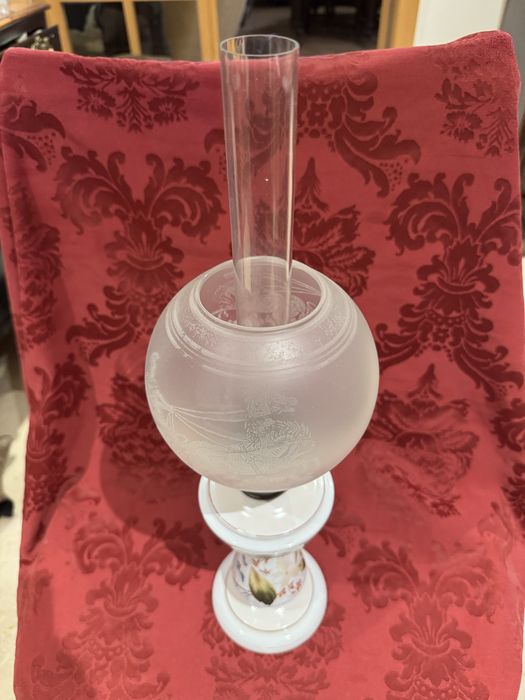 Candeeiro a petróleo antigo