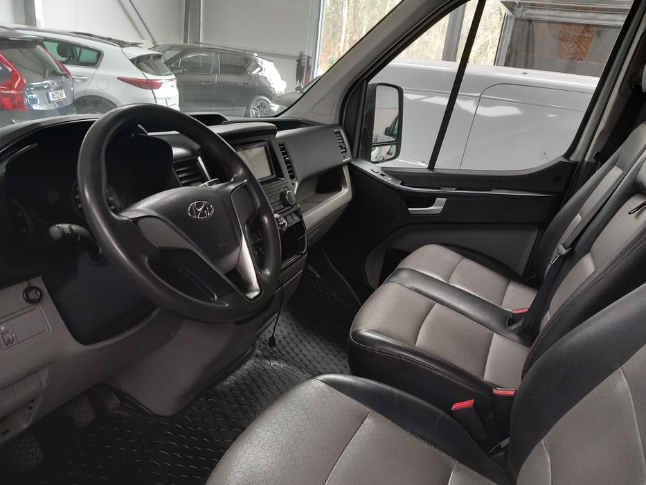 Hyundai H350 teto alto com refrigeraçao