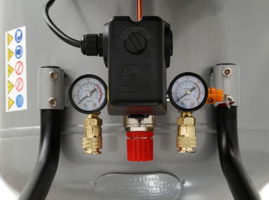 Kompresor olejowy, TAGRED TA309B 200L 400V 3 tłoki, DOSTAWA GRATIS*