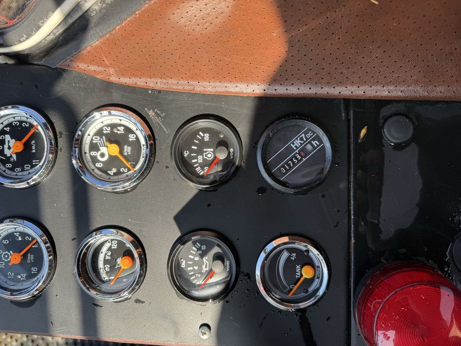 Зернозбиральний комбайн Massey Ferguson 20XP