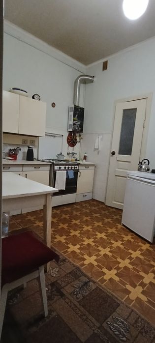 Оренда 1-кім Русових, Львів