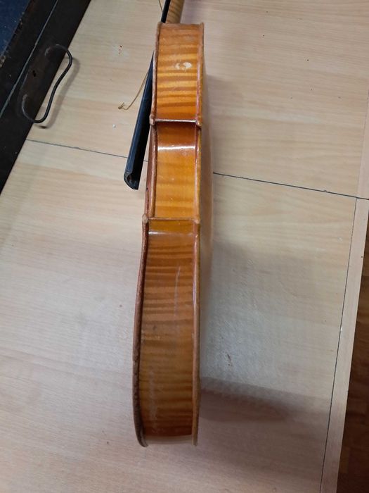 Sprzedam stare skrzypce lutnicze - do naprawy