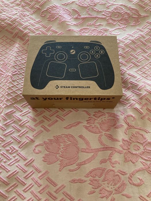 Steam Controller novo e selado.