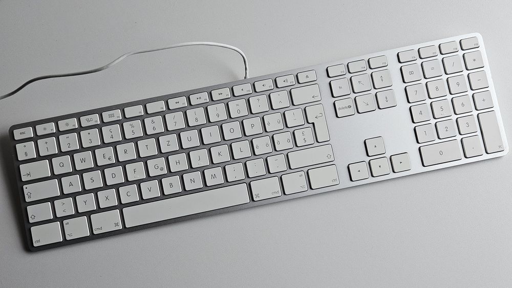 apple keyboard a1243 - Купить электронику - Цены на OLX.ua