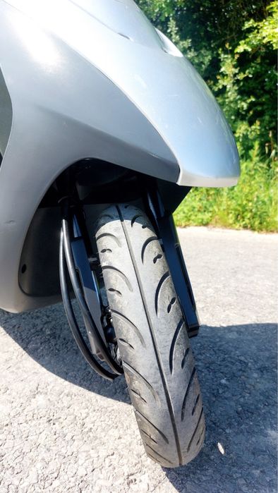 Suzuki lets свіжий з Японії