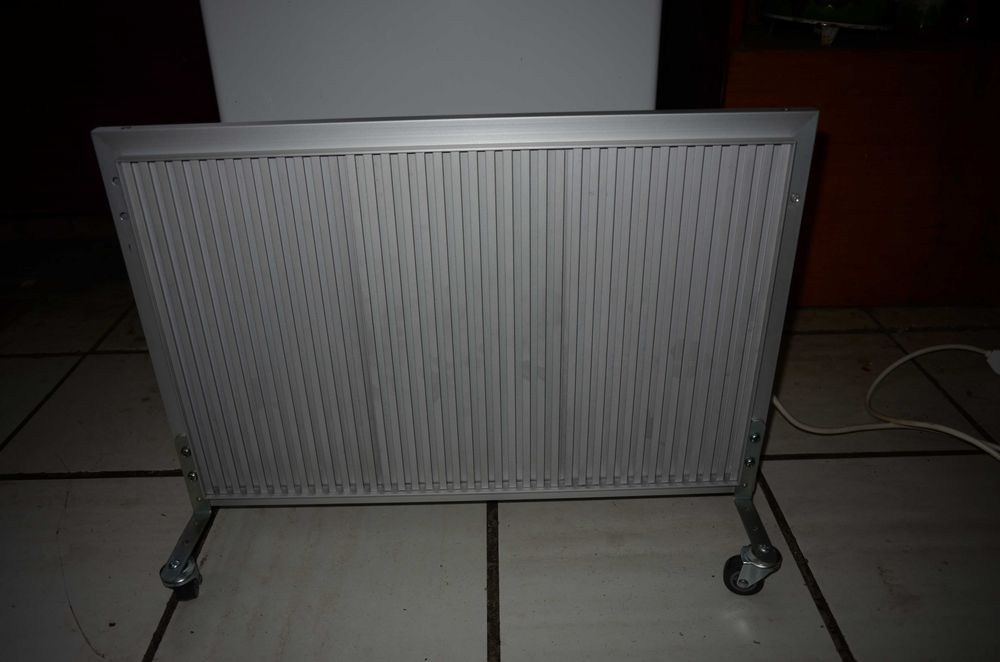 Обогреватель экономный 375 Вт для обогрева помещения 15м2. Обігрівач.