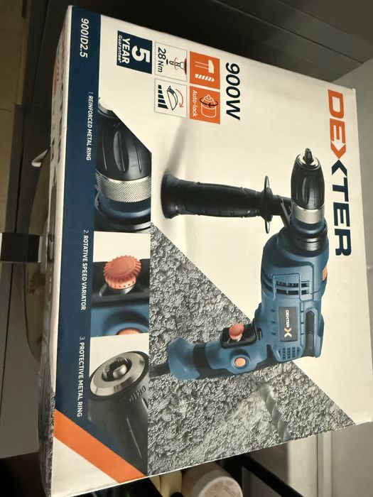 Vendes-se Berbequim percutor com fio 900W 3000 rpm Dexter 900ID2.5 35€