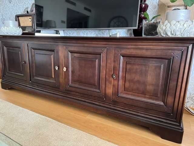 Móvel de TV em cerejeira