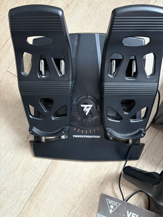 Wolant Turtle beach I Rudder thrust master