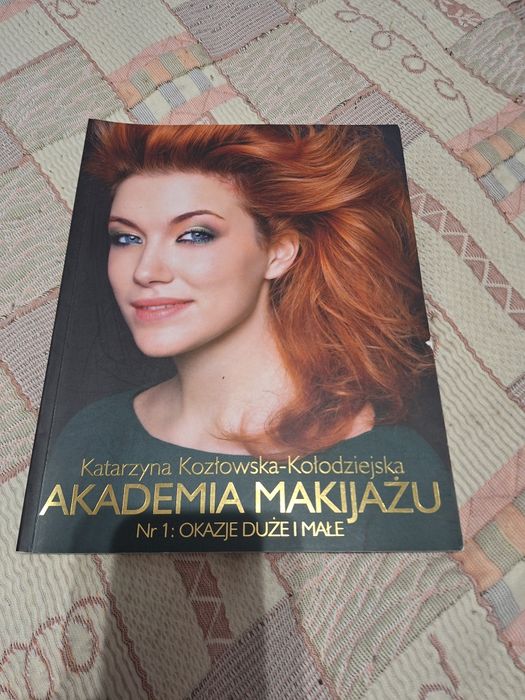 Ksiazka akademia makijazu