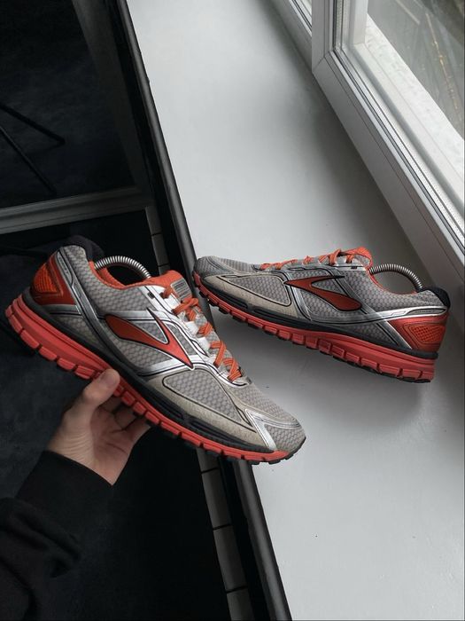 Оригінал Brooks Ghost 7 GTX чоловічі кросівки 45.5 / 29.5 см, Gore-Tex
