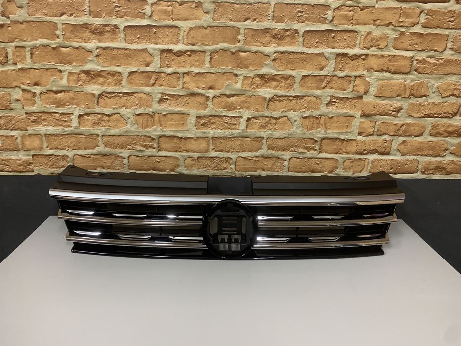 Volkswagen VW Tiguan 2 Allspace Передня Центральна Решітка Радіатора